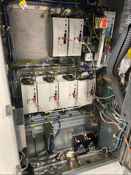 Roboty przemysłowe, maszyny do obróbki metalu, urządzenia pomiarowe i testujące itp.-12